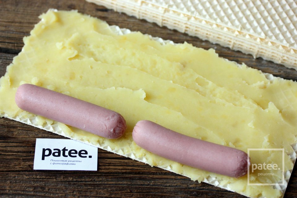 Сосиски в картофельном пюре - Шаг 7