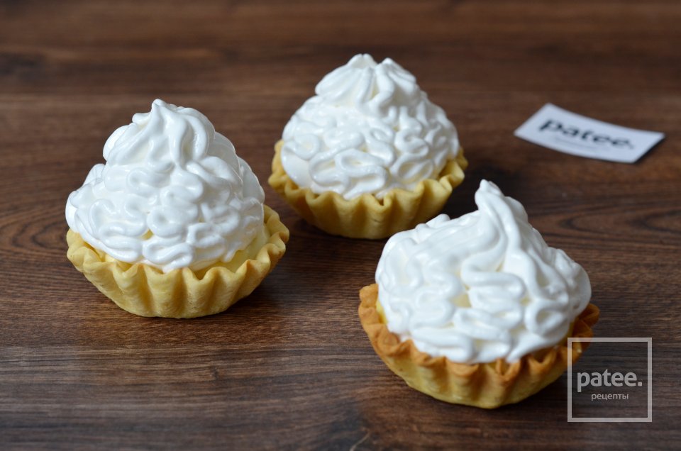 Корзиночки с манговым кремом и запеченной меренгой - Шаг 16