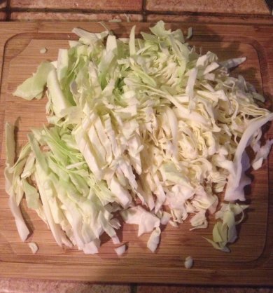 Жареная капуста с картофелем - Шаг 1