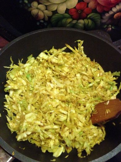 Жареная капуста с картофелем - Шаг 5