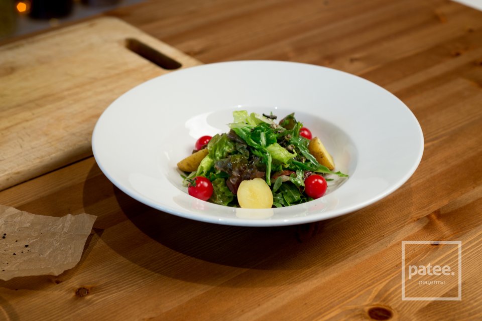 Салат Нисуаз с соусом из анчоусов - Шаг 20