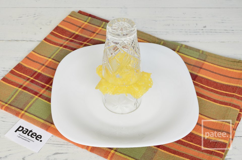 Сырные корзинки с курицей и грибами - Шаг 5