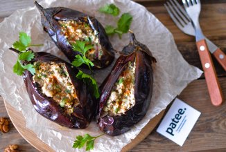 Баклажаны с грецкими орехами и зеленью