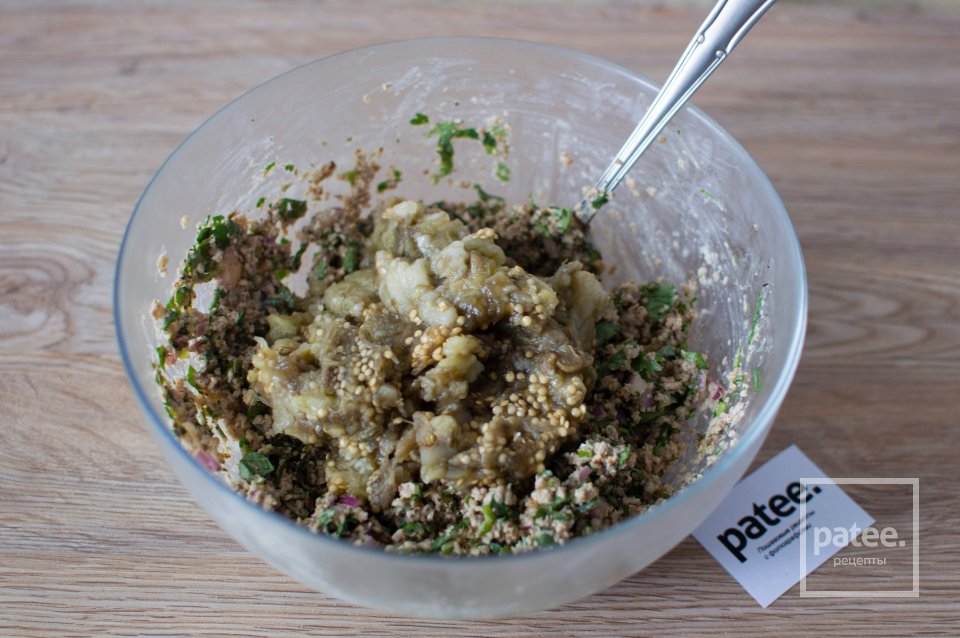 Баклажаны с грецкими орехами и зеленью - Шаг 13