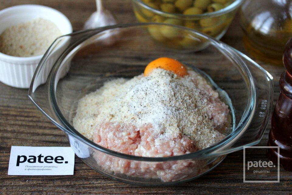 Куриные шарики в красном соусе Глаза на Хэллоуин - Шаг 4