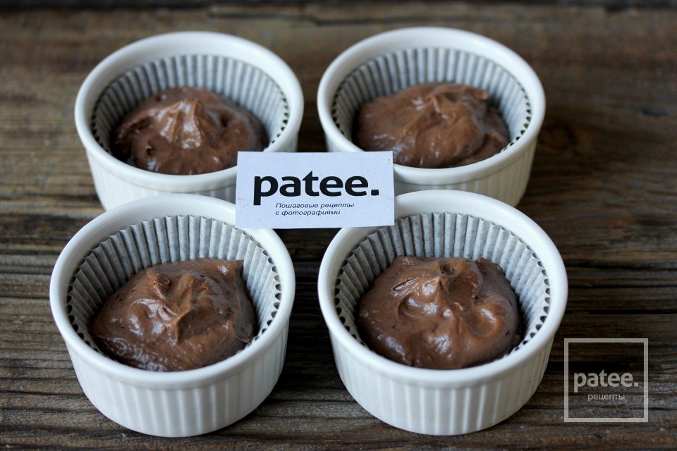 Шоколадно-кофейные кексы с кремом на Хэллоуин - Шаг 11