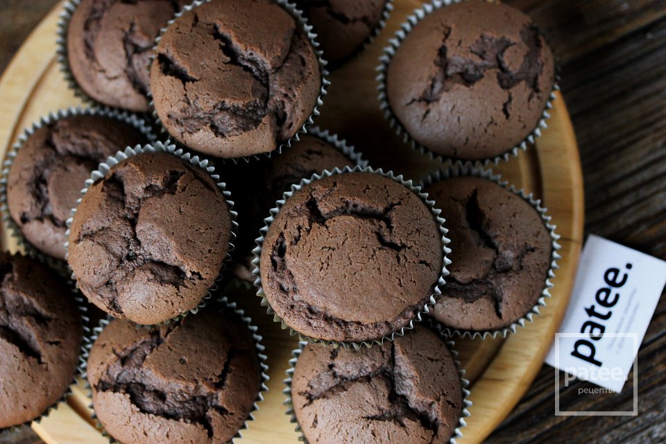 Шоколадно-кофейные кексы с кремом на Хэллоуин - Шаг 13