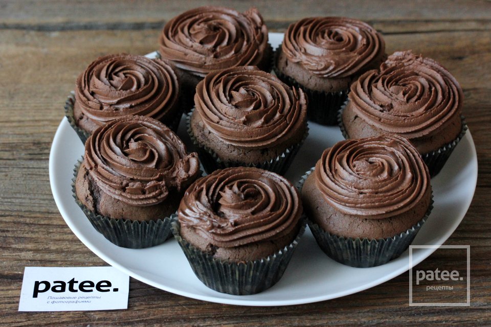 Шоколадно-кофейные кексы с кремом на Хэллоуин - Шаг 16
