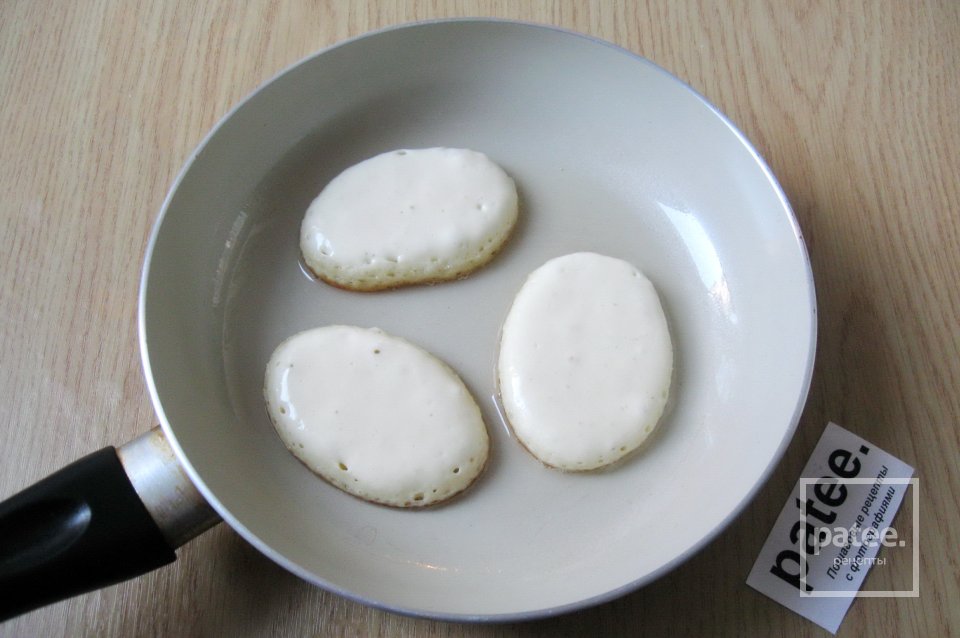 Оладьи с соленой форелью - Шаг 6