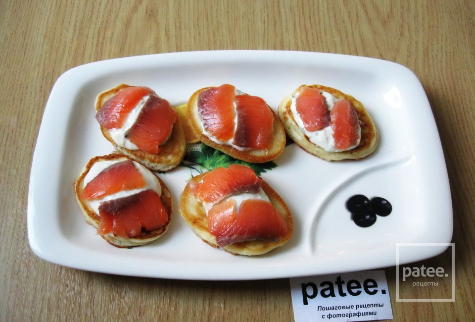 Оладьи с соленой форелью - Шаг 13