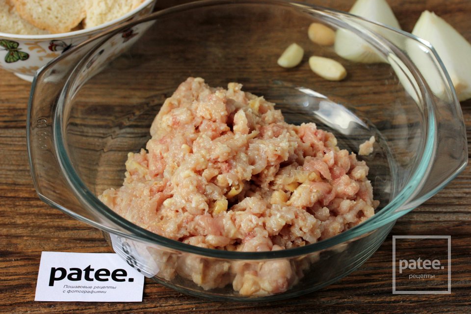 Куриные крокеты с перепелиными яйцами - Шаг 2