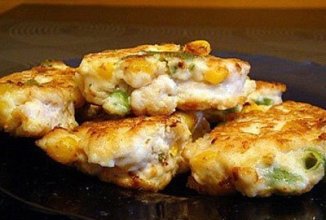 куриные котлеты с кукурузой