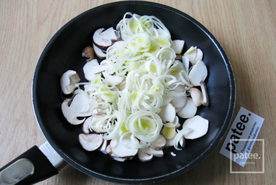 Паста с белыми грибами  в сливочном соусе - Шаг 6