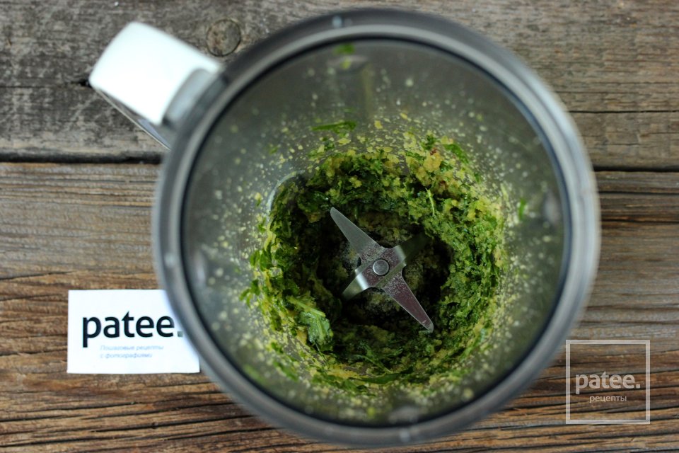 Паста с базиликово-сухарной заправкой - Шаг 4