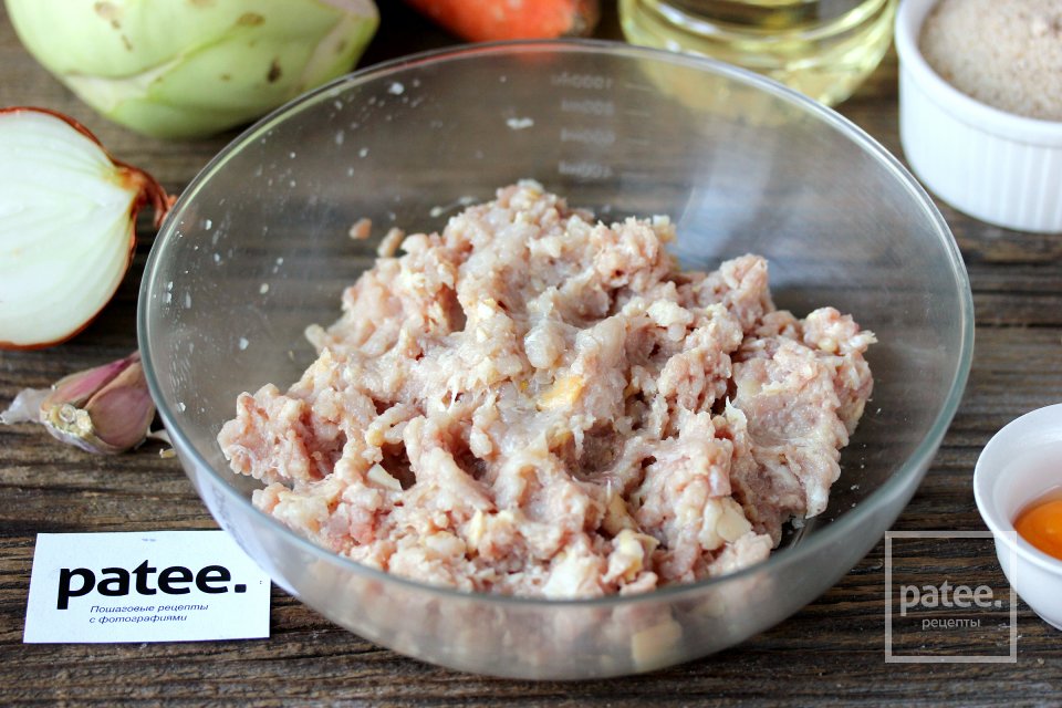 Куриные котлеты с кольраби и сыром - Шаг 2