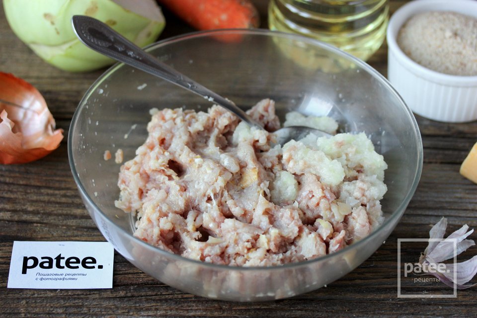 Куриные котлеты с кольраби и сыром - Шаг 3