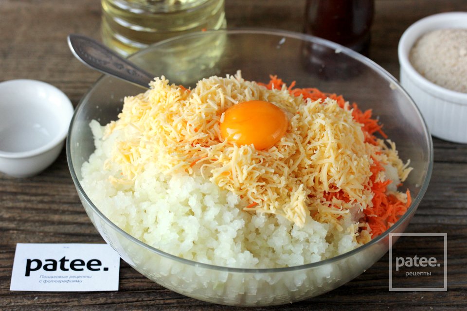 Куриные котлеты с кольраби и сыром - Шаг 7