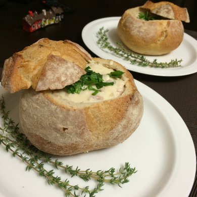 Клэм чаудер (clam chowder) в хлебной тарелке - Шаг 1