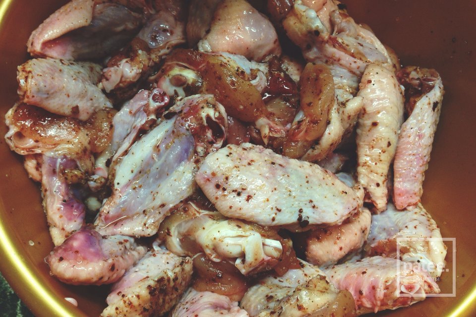 Куриные крылья в кляре - Шаг 1