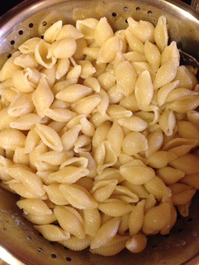 Макарони с томатным соусом - Шаг 1