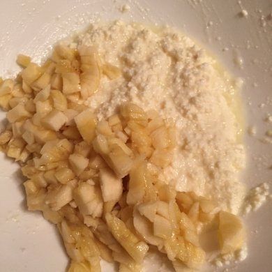 Сырники с бананом - Шаг 2