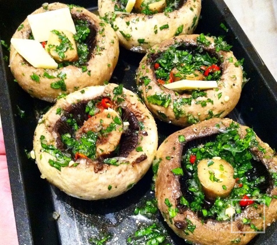 Запеченые шампиньоны - Шаг 1