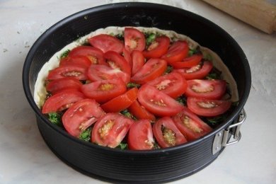 Киш с грибами и помидорами - приготовление