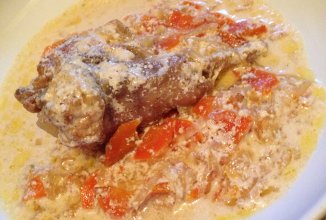 Кролик в сметане