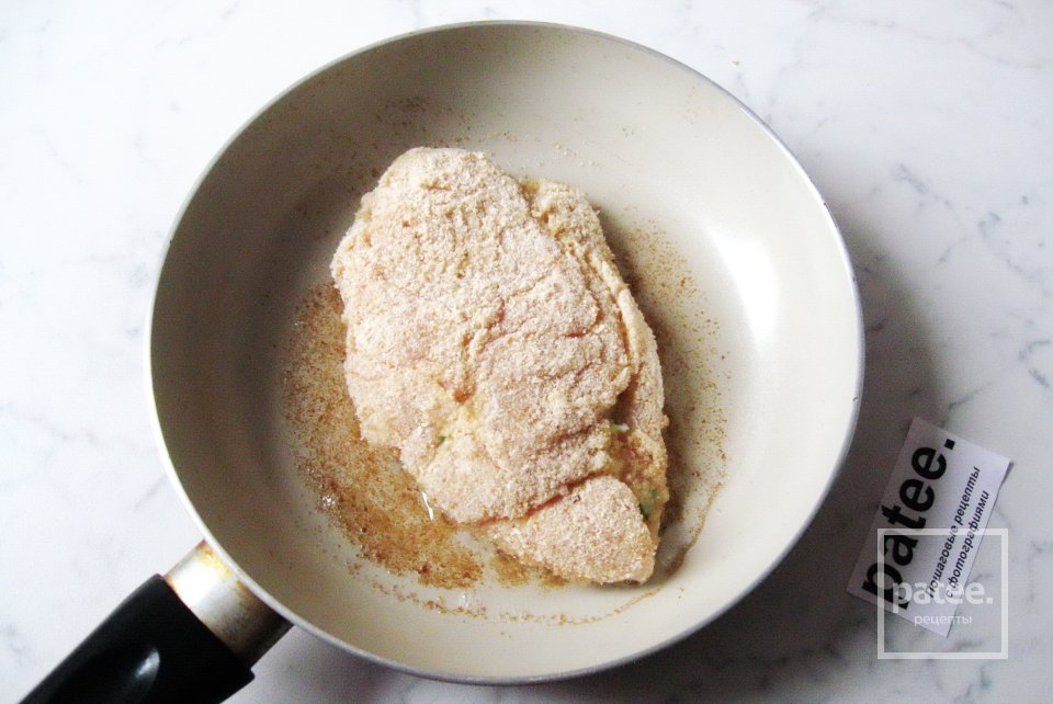 Отбивные из куриной грудки с начинкой - Шаг 15