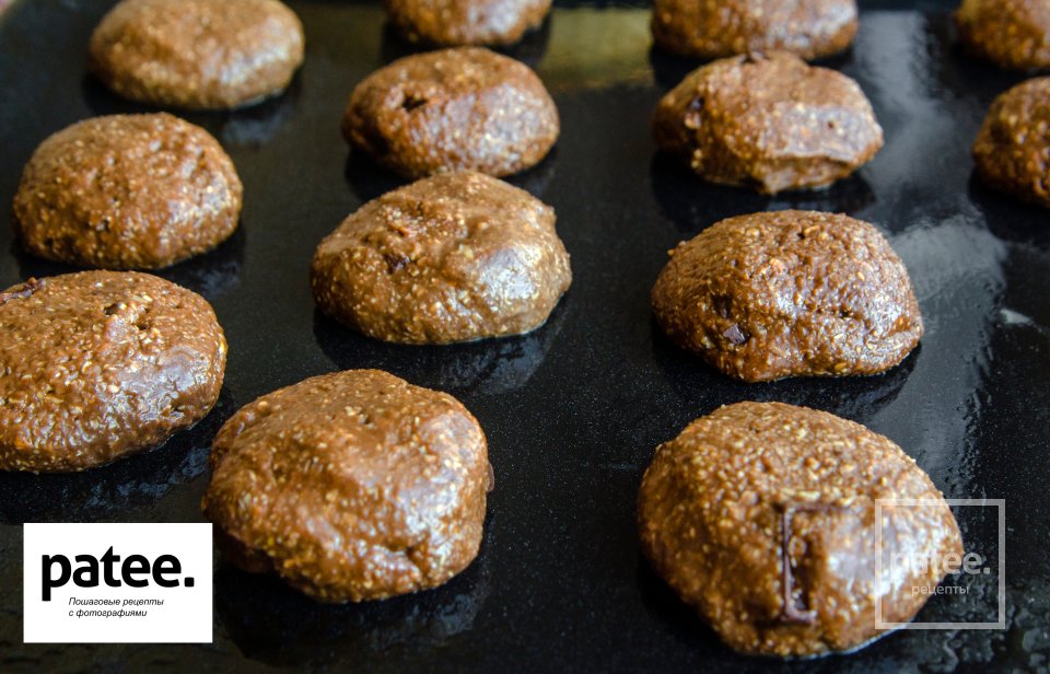 Шоколадно-овсяное печенье с кусочками шоколада. - Шаг 10