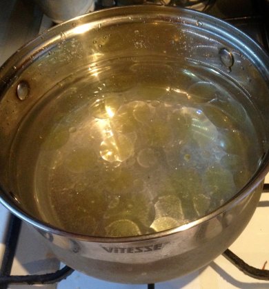 Феттучини с куриной грудкой в сливках - Шаг 1