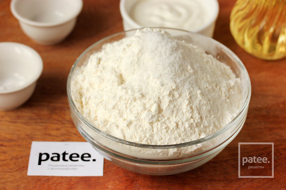 Тесто на кефире и соде для жареных пирожков - Шаг 2