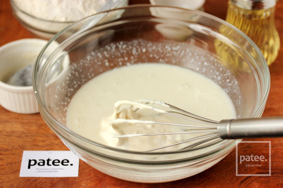 Тесто на кефире и соде для жареных пирожков - Шаг 5