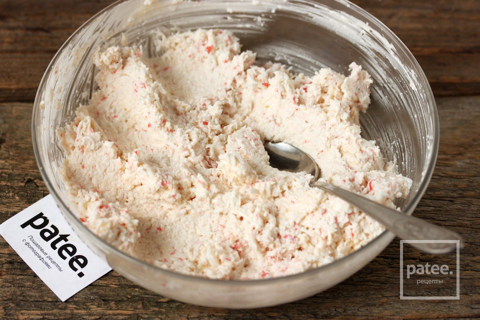 Новогодняя закуска Снежки - Шаг 8