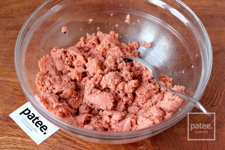 Праздничный рыбный рулет с крабовыми палочками - Шаг 3