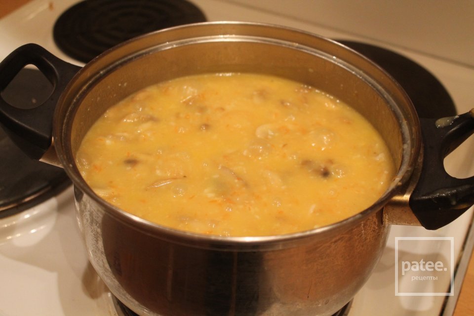 Сырный суп с шампиньонами и морковкой - Шаг 7