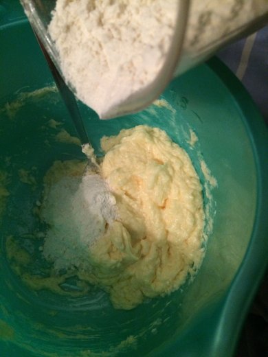  Печенье с грецкими орехами, корицей и мускатным орехом - Шаг 3