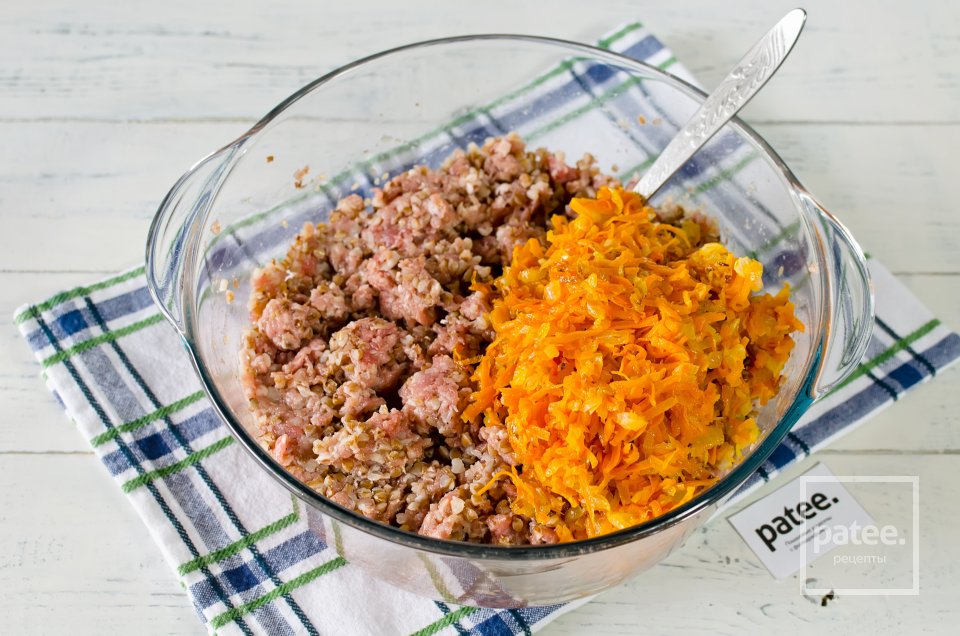 Котлеты с гречкой Гречаники - Шаг 8