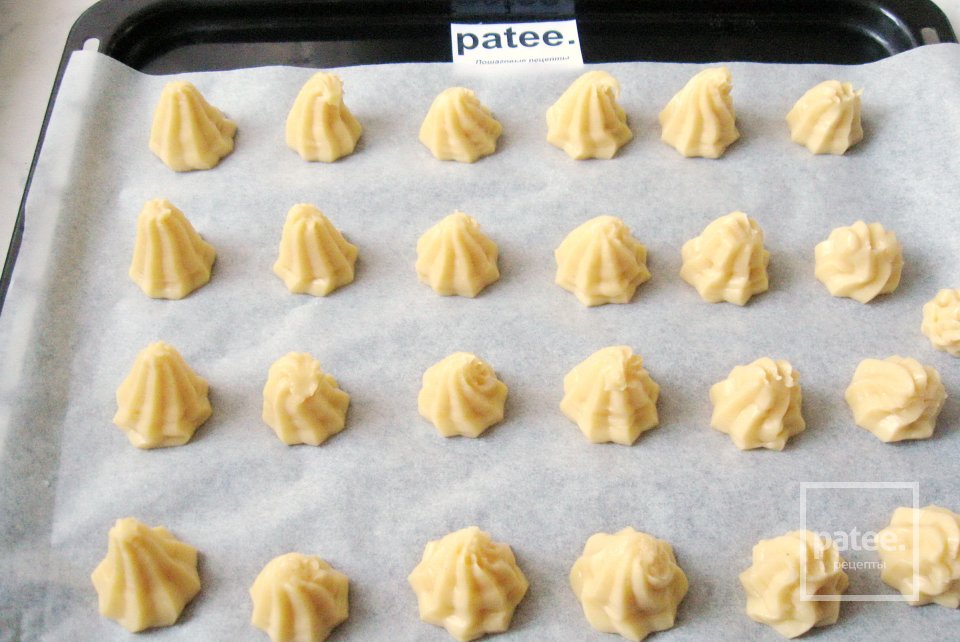 Профитроли со сливочным сыром и соленой форелью - Шаг 8