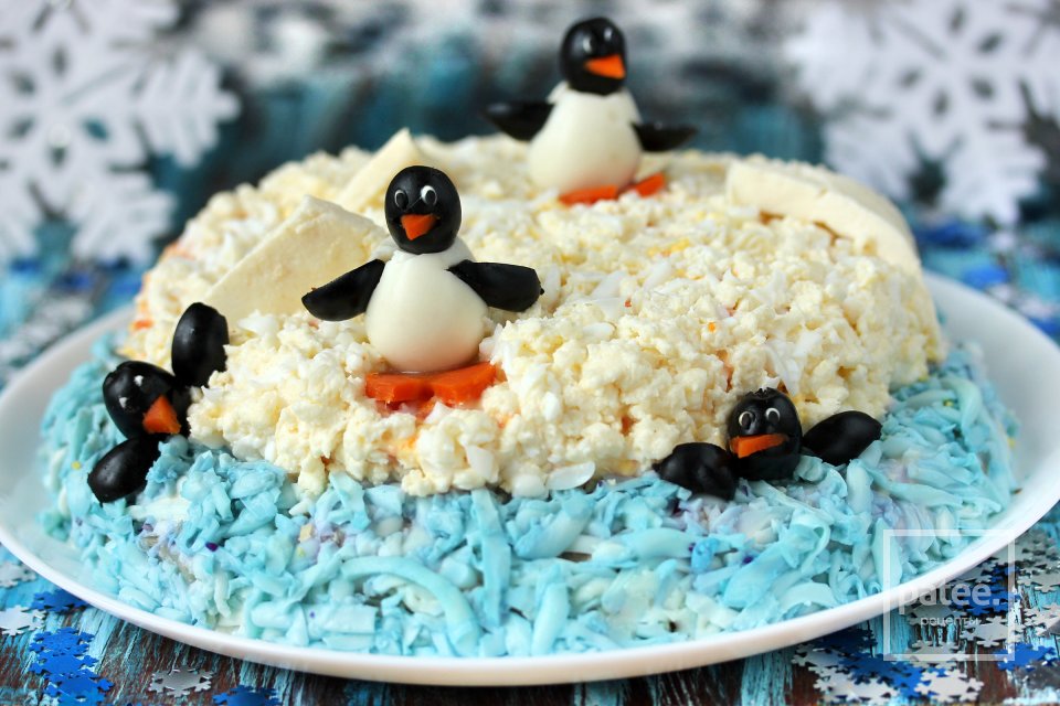 Новогодний салат Пингвины на льдине - Шаг 22
