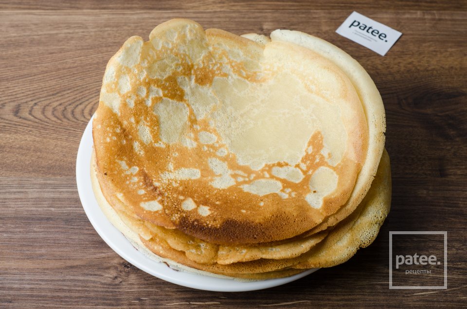 Блинный торт с икрой - Шаг 8