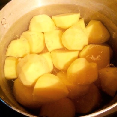 Картофельная запеканка с мясом - Шаг 1