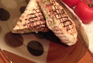 Рулет из лаваша с курицей