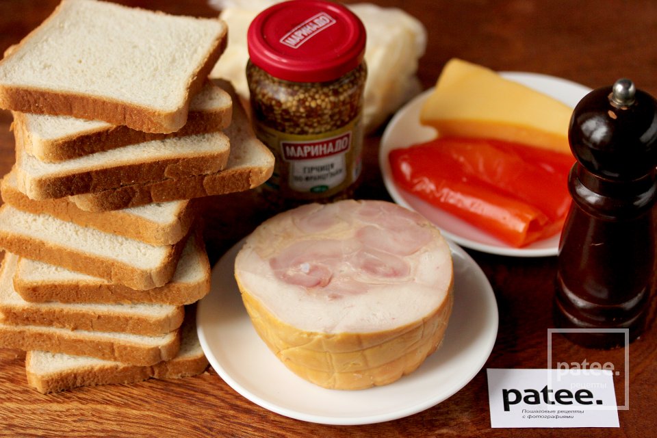 Сэндвич с куриной ветчиной, сладким перцем и горчицей - Шаг 1