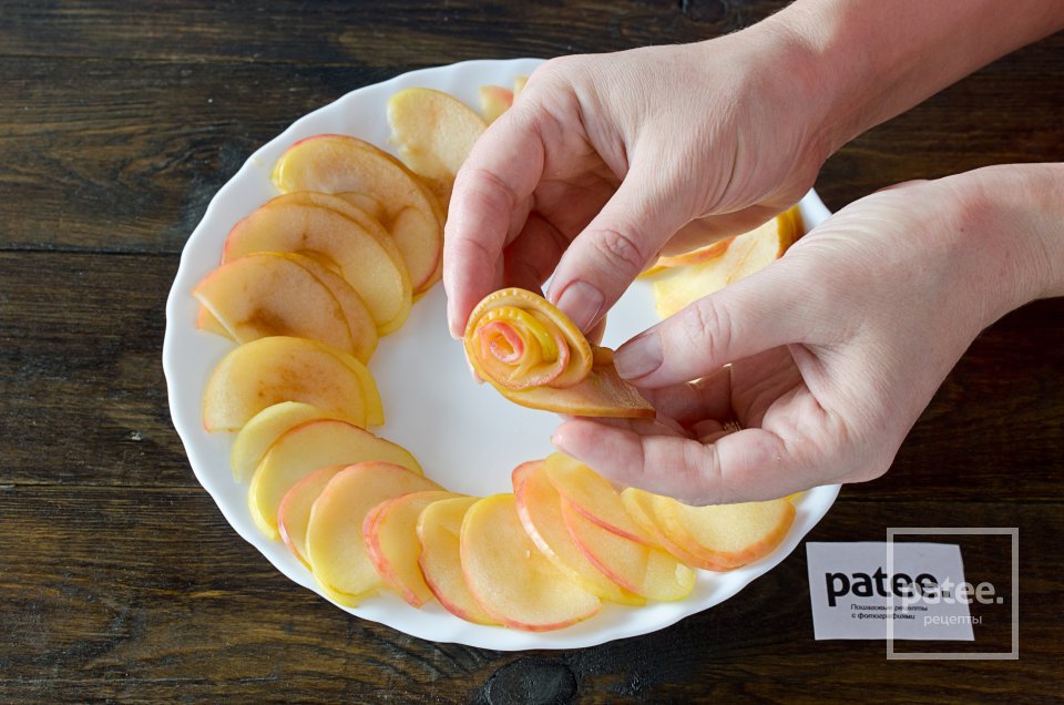 Маффины с яблочными розами - Шаг 13