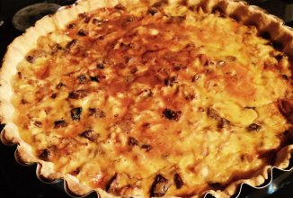 Лоранский киш с курицей и грибами