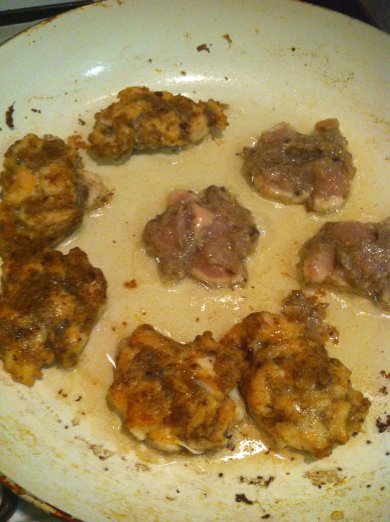 Куриные котлетки с шампиньонами. - Шаг 6