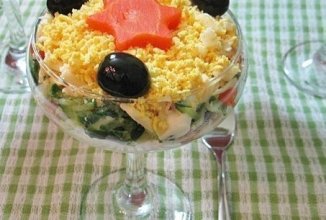 Салат с тунцом