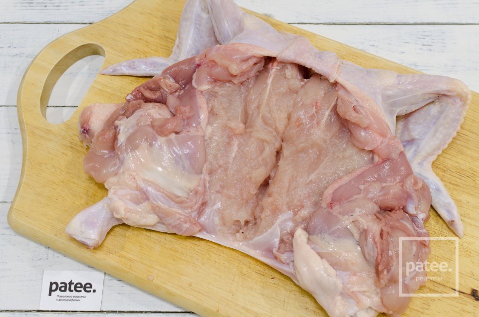 Курица фаршированная гречкой с грибами - Шаг 3