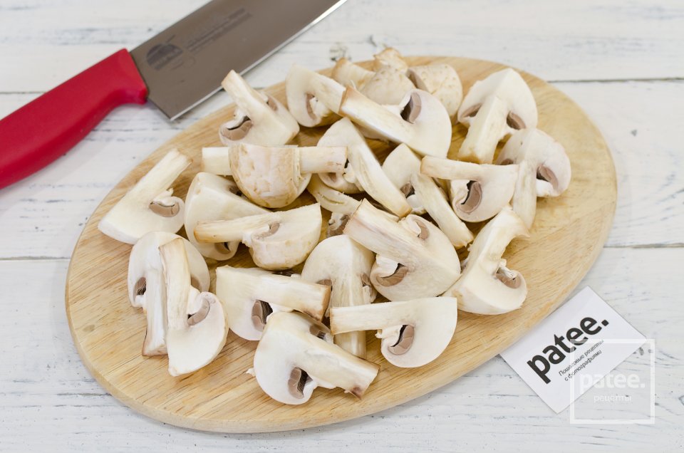 Курица фаршированная гречкой с грибами - Шаг 7